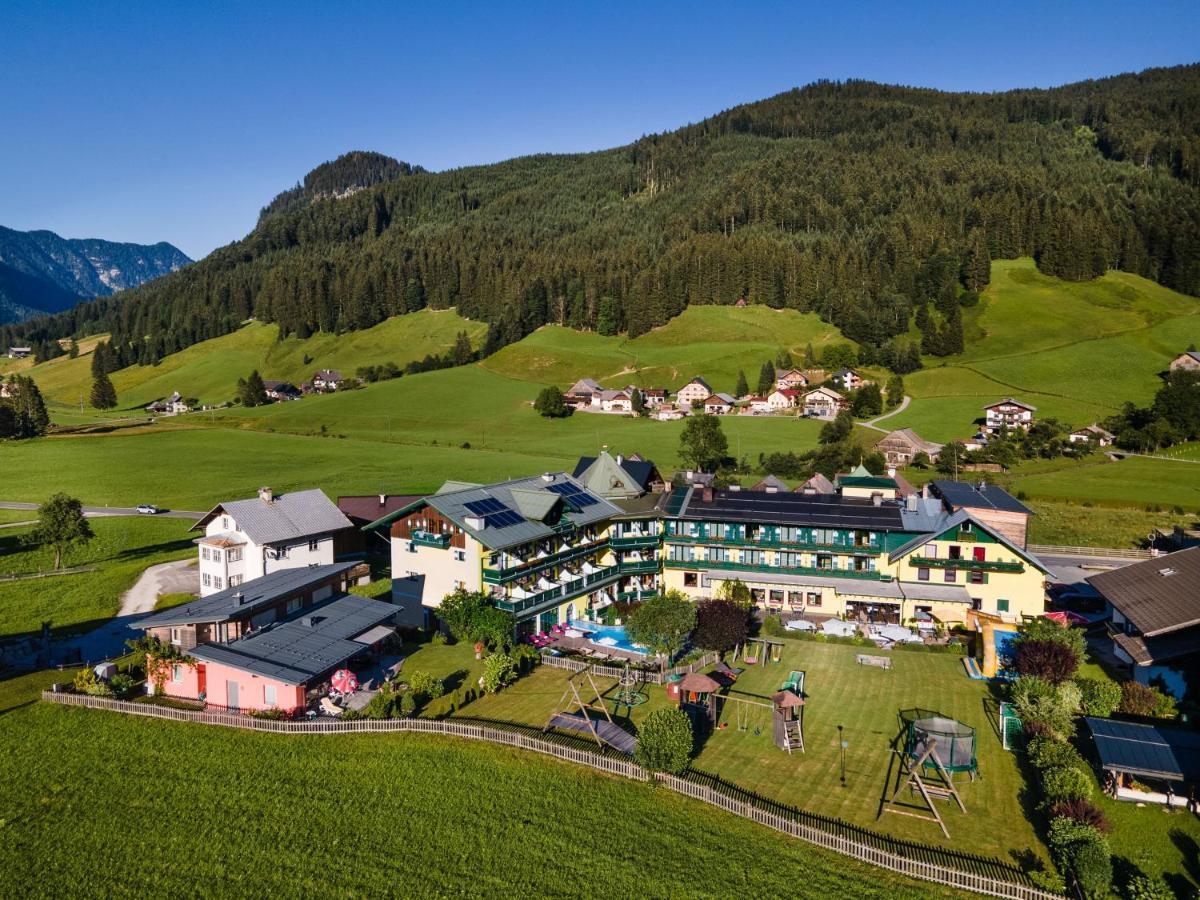 Hotel Sommerhof Gosau Exterior photo